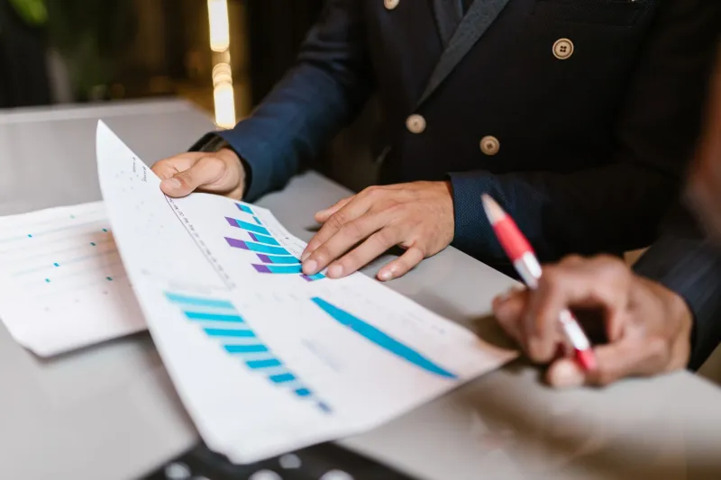 The Middle-Journey Problem: Why High-Authority Backlinks Deserve More Credit Than Your Analytics Give Them